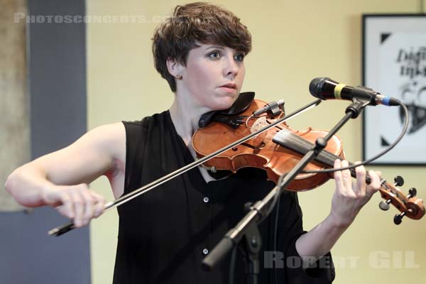 SARAH NEUFELD - 2013-05-27 - PARIS - La Maroquinerie (Cafe) - 